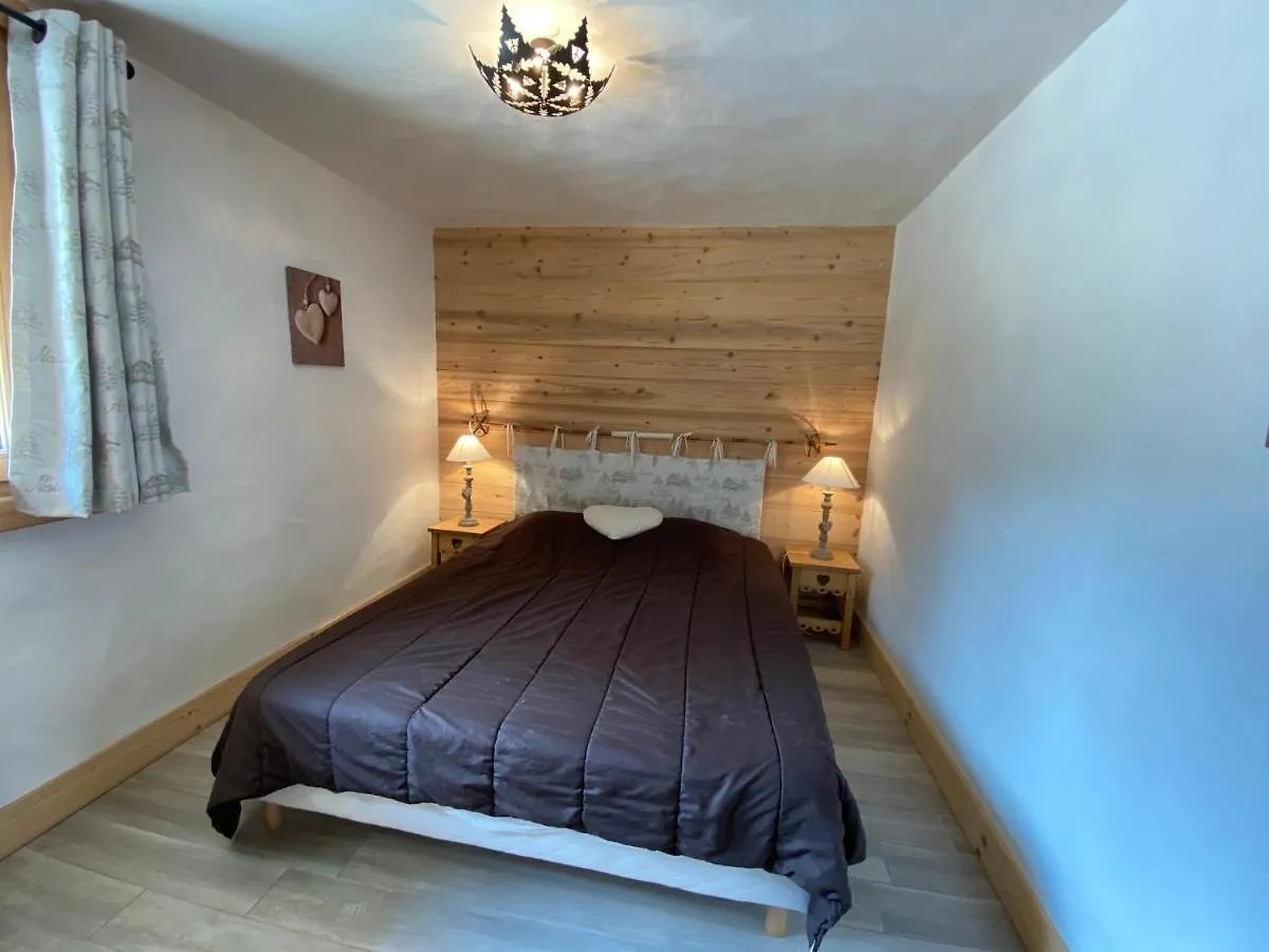 Chalet Neuf, 8 Personnes, 3 Chambres - Ch32 Beaufort  0*, Beaufort (Savoie)
