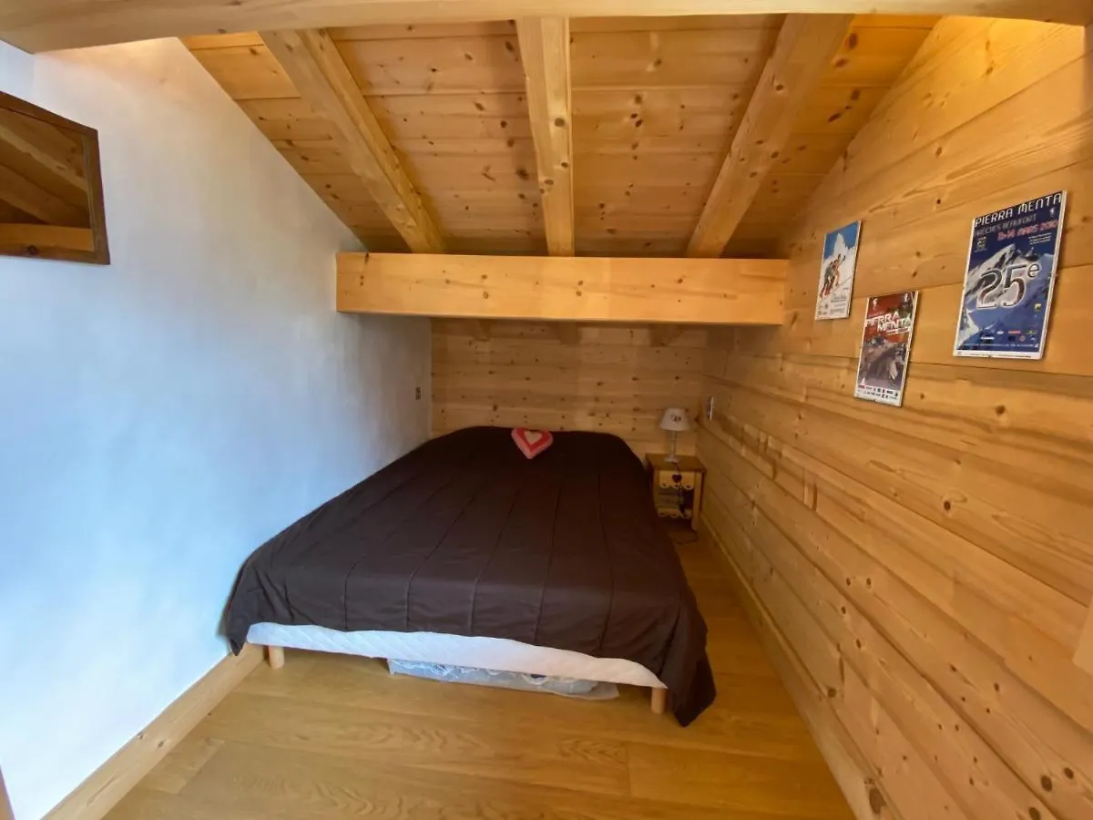 Chalet Neuf, 8 Personnes, 3 Chambres - Ch32 Beaufort  0*, Beaufort (Savoie) France